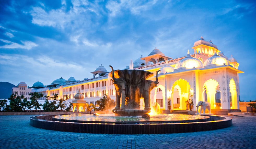 43 Destination wedding udaipur lake palace