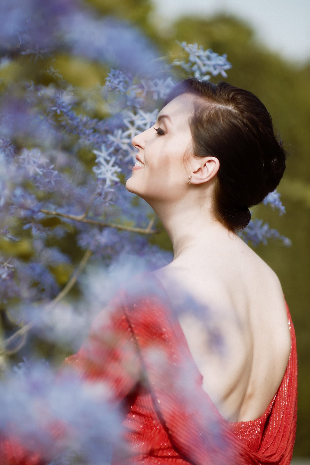 Bride with flowers 