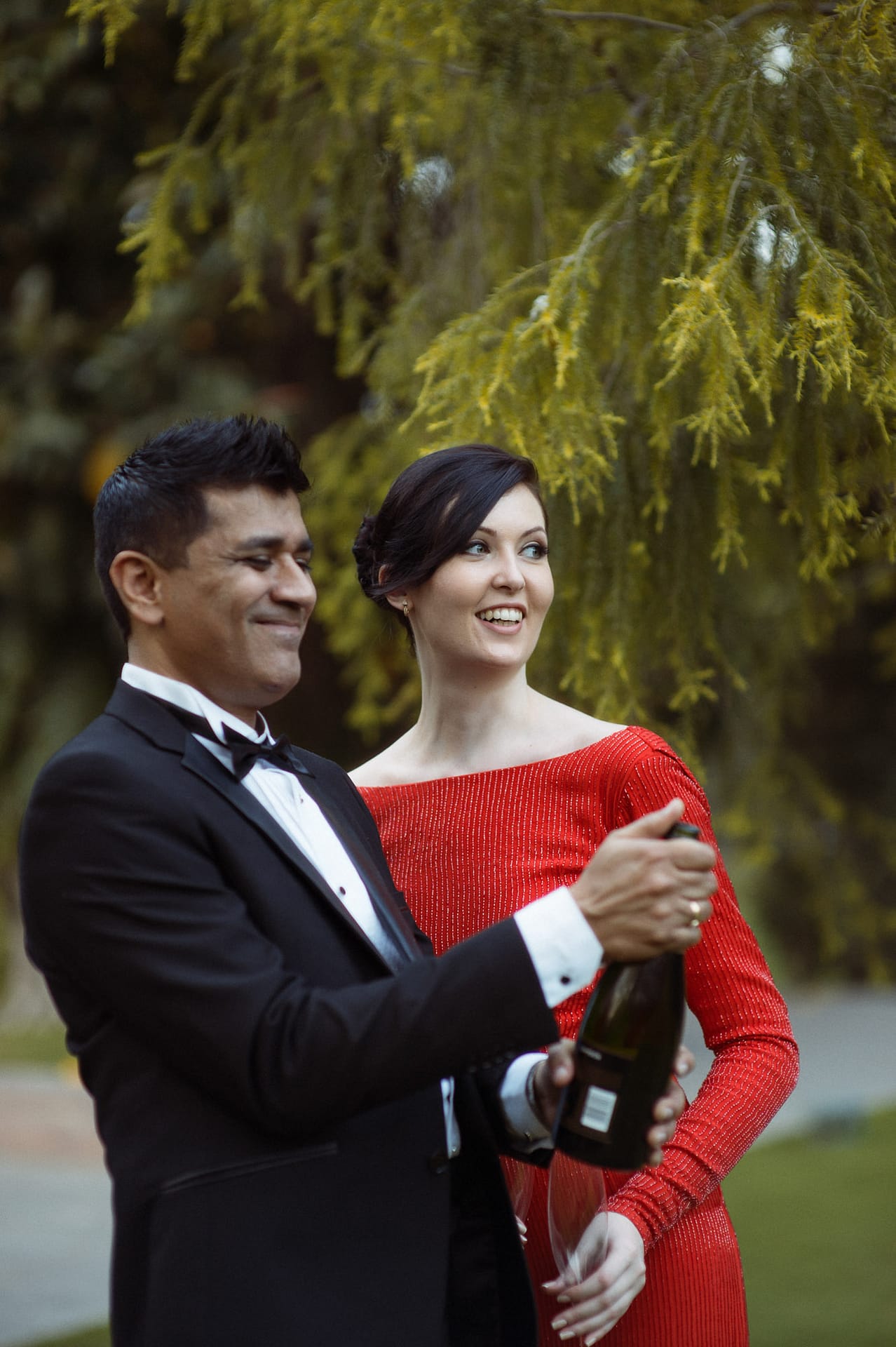 Love brides Opening Wine  